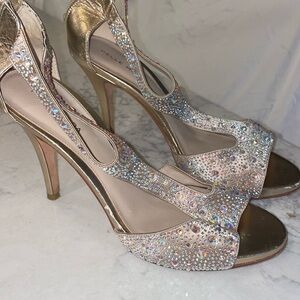 Pelle Moda formal shoes.. worn once! Paid over 150.00 in Charleston,SC.